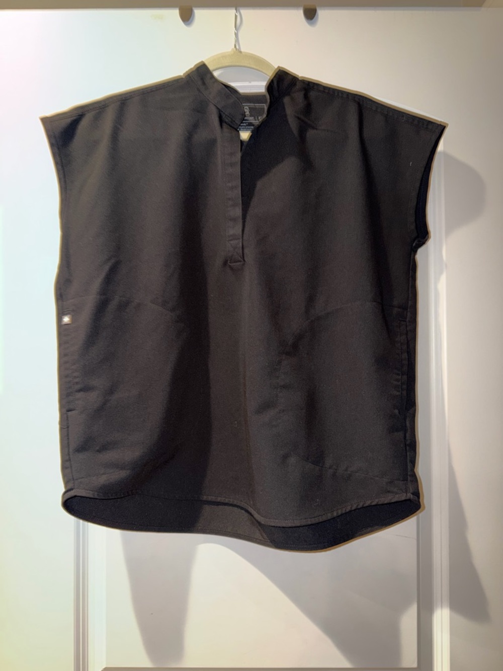 FIGS Rafaela Scrub Top in Black